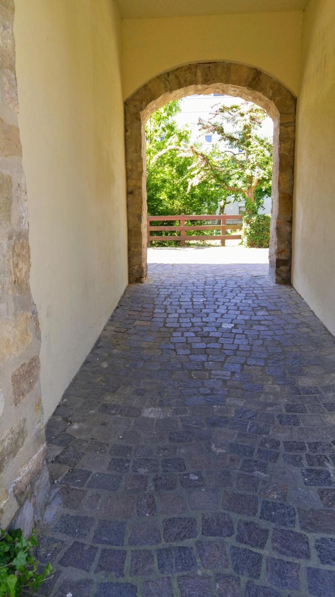 זינסהיים Alte Stadtmauer - Apartment מראה חיצוני תמונה